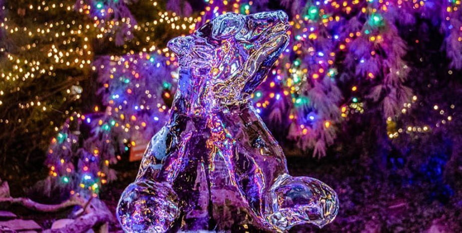 Peddlers village - Bucks County Beacon - This Holiday Weekend: It's Must-See TV, Bird Watching, Holiday Lights Before They Are Gone and Laugh, Laugh, Laugh 2021 Away
