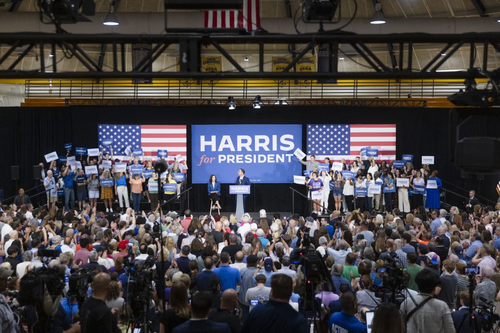 Shapiro Whitmer 1 - Bucks County Beacon - Pennsylvania Voters Bring Excitement to Harris Campaign Event with Governors Shapiro and Whitmer