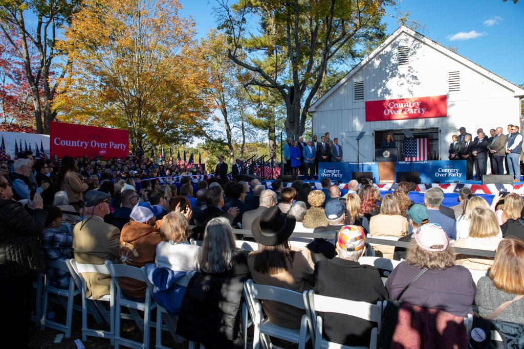 Crowd View Kamala Harris Washington Crossing - Bucks County Beacon - Photo Essay: Kamala Harris Rally in Bucks County Showcases Republican Supporters Who Are Putting 'Country Over Party'