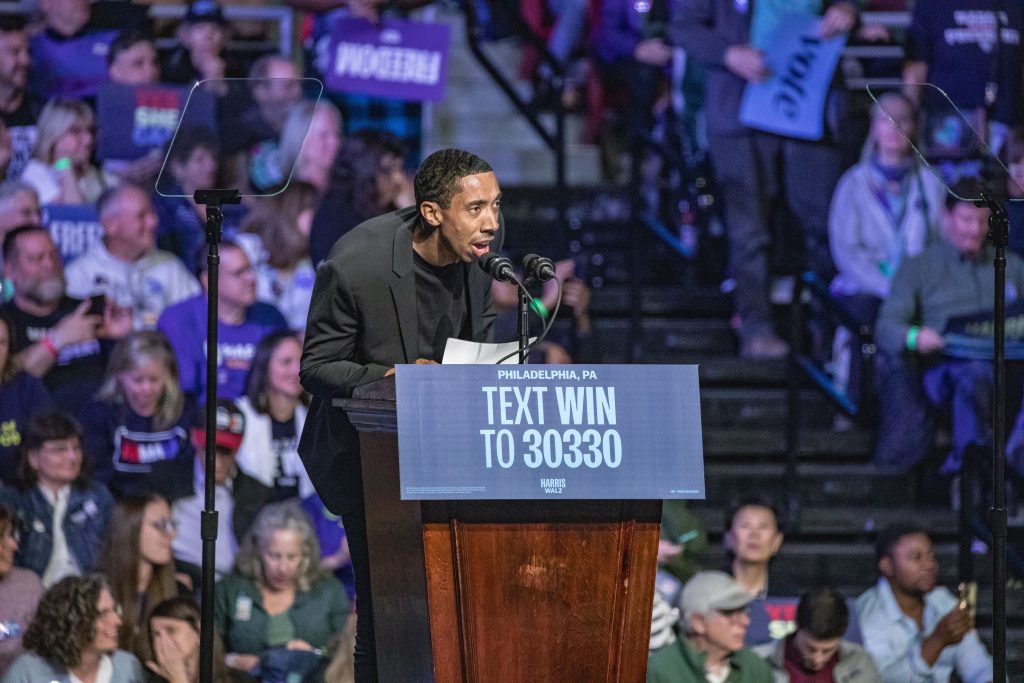 John Solomon - Bucks County Beacon - Photo Essay: Bruce Springsteen, Barack Obama and John Legend Headline Philadelphia Rally at Temple University’s Liacouras Center