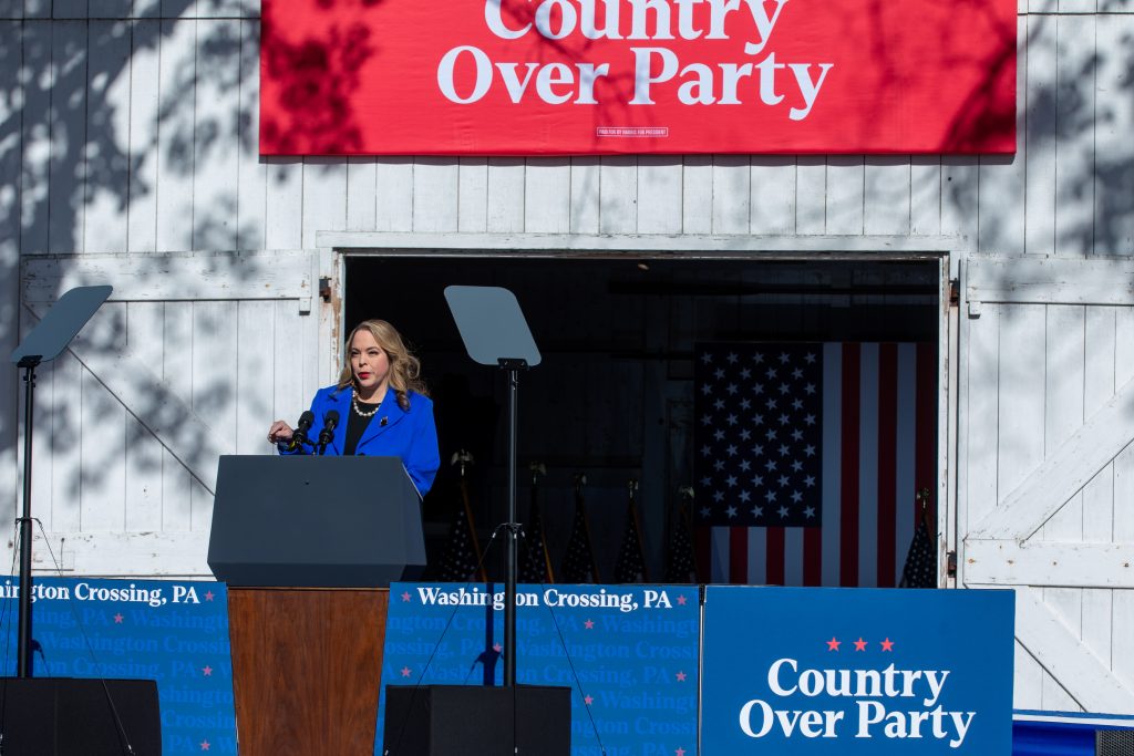 Olivia Troye Kamala Harris Washington Crossing - Bucks County Beacon - Photo Essay: Kamala Harris Rally in Bucks County Showcases Republican Supporters Who Are Putting 'Country Over Party'