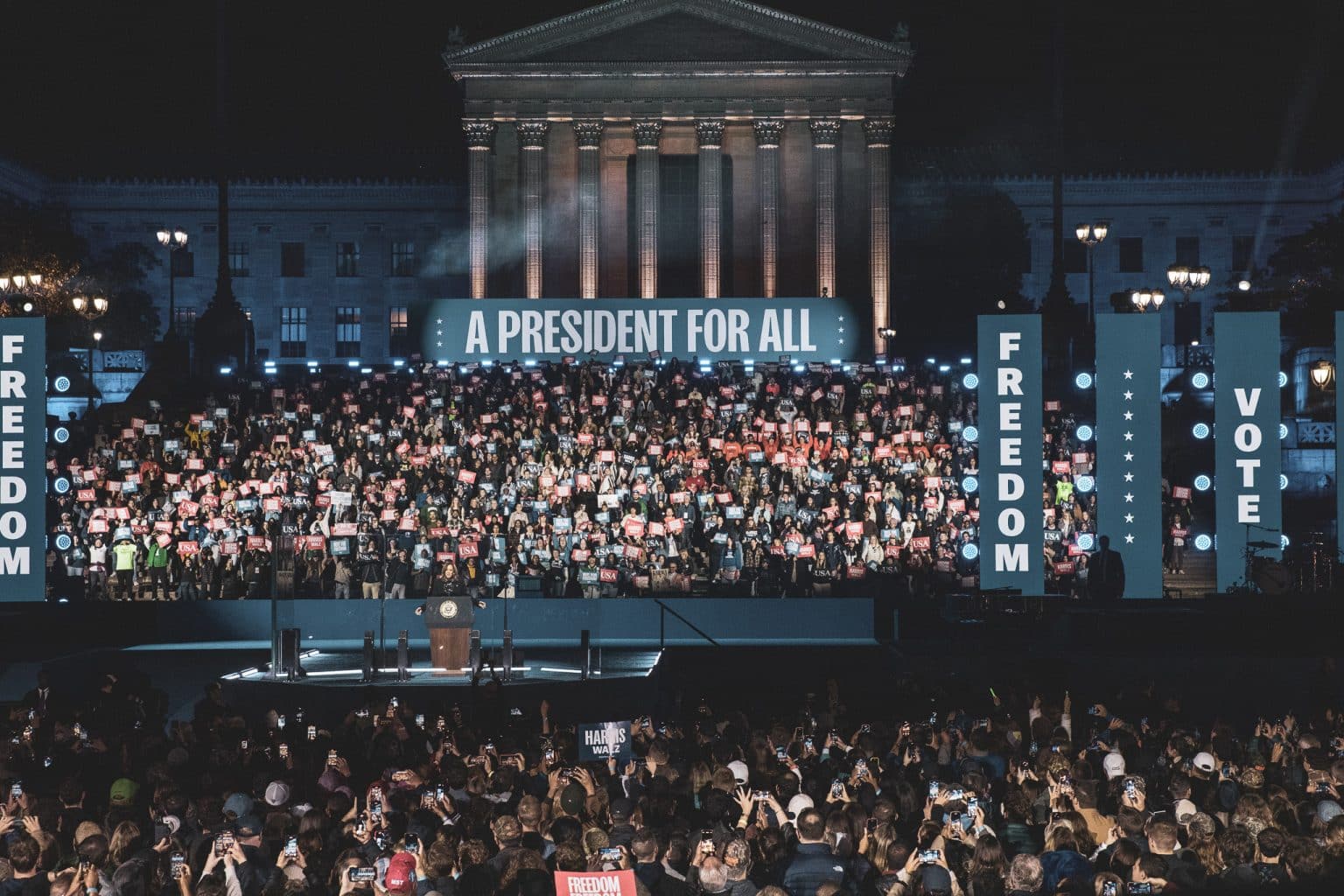 Photo Essay: Kamala Harris Makes Final Plea to Voters on the Steps of ...