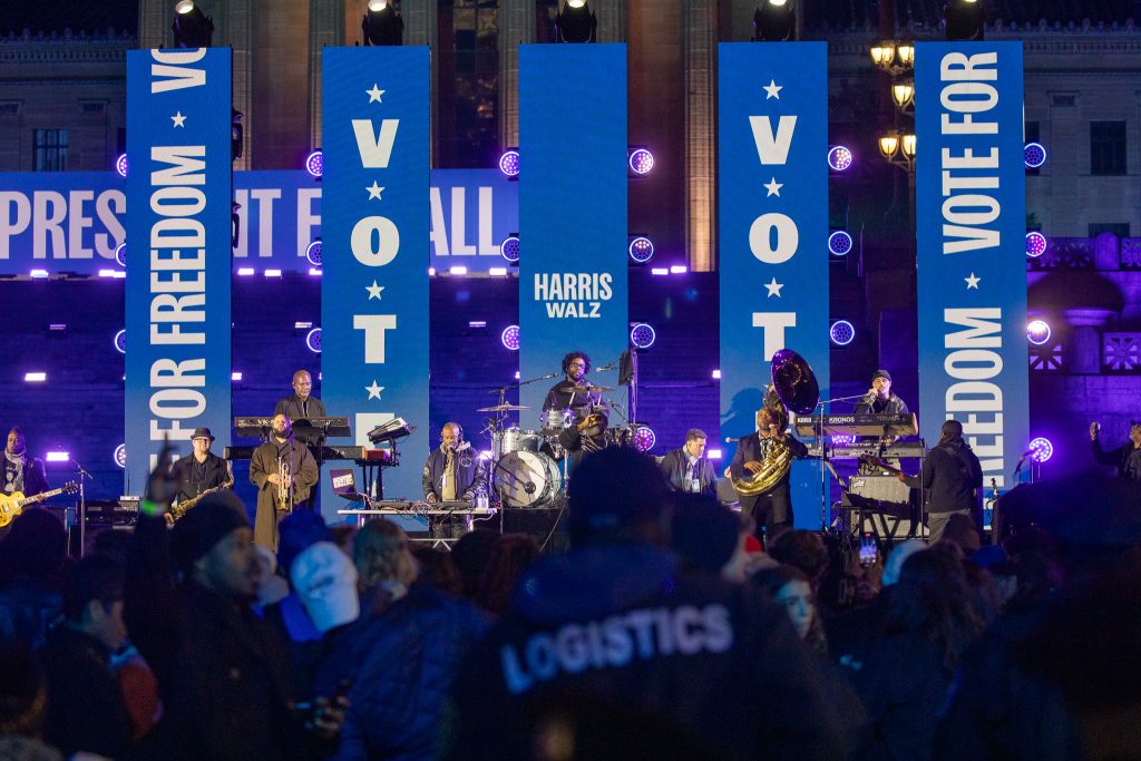 Kamala Rally Philadelphia 11 4 2445 - Bucks County Beacon - Photo Essay: Kamala Harris Makes Final Plea to Voters on the Steps of the Philadelphia Art Museum