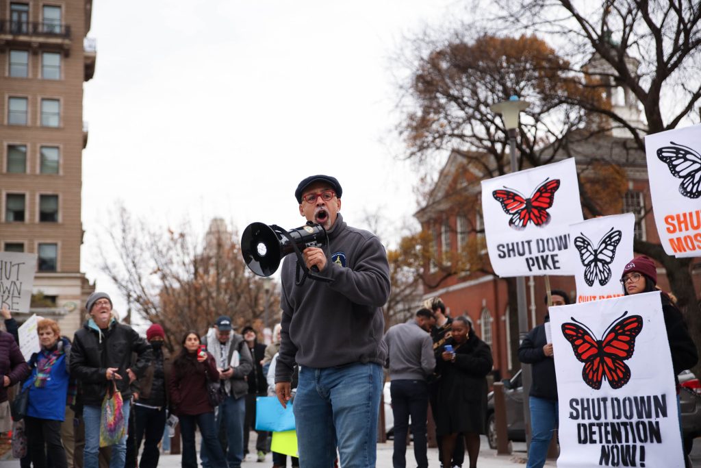 immigration protes2 - Bucks County Beacon - Photo Essay: The March to Defend Immigrants' Lives in Philadelphia