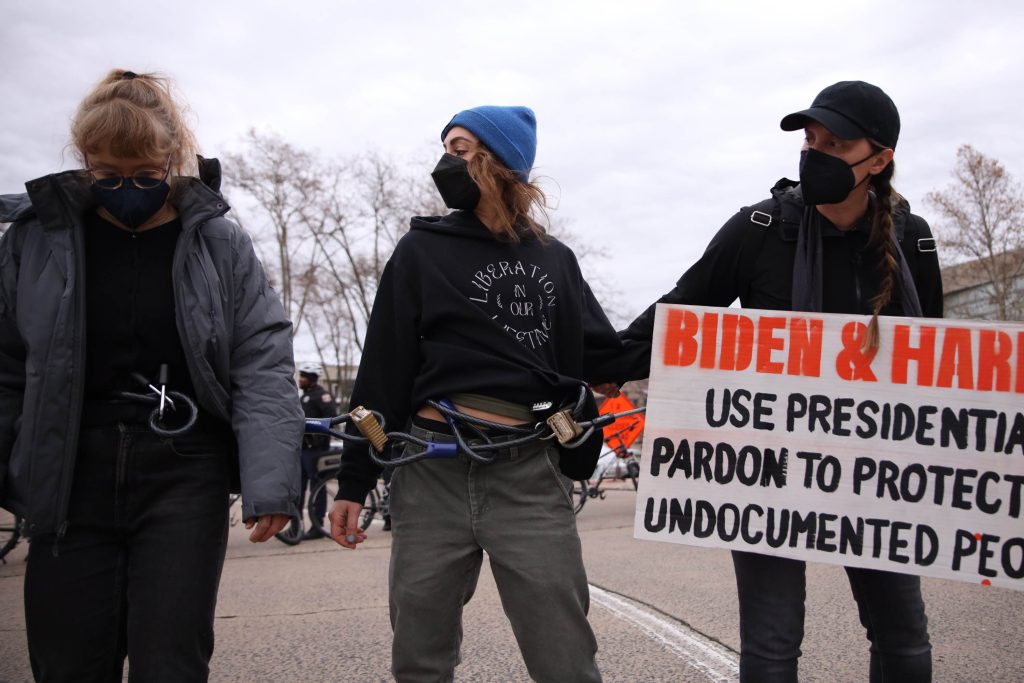 immigration protest protesters - Bucks County Beacon - Photo Essay: The March to Defend Immigrants' Lives in Philadelphia