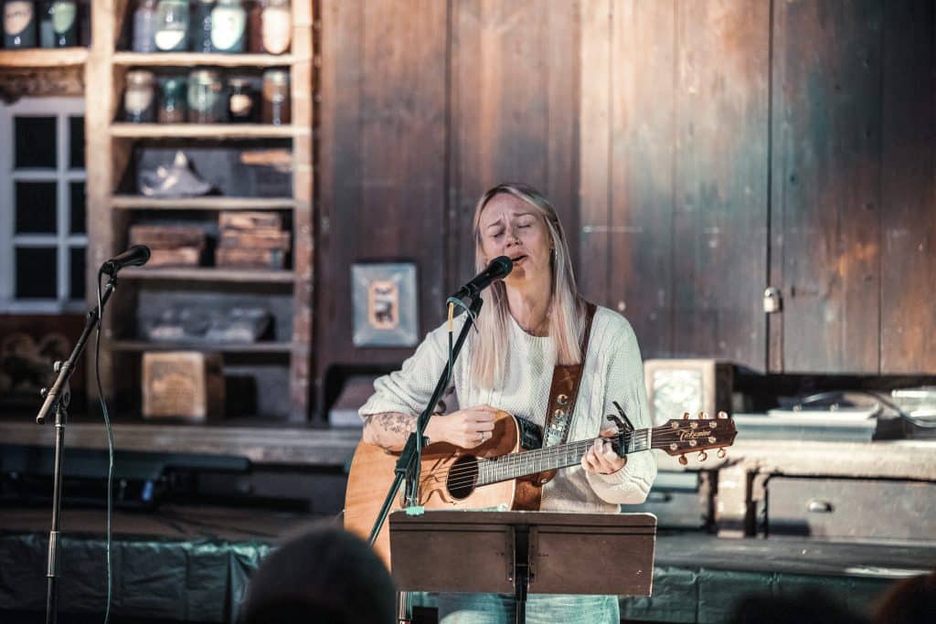 Tileworks Chelsea - Bucks County Beacon - Dirty Dollhouse's Chelsea Mitchell and Greg Sover Provides a 'Night of Song' to a Sold-Out Show at The TileWorks