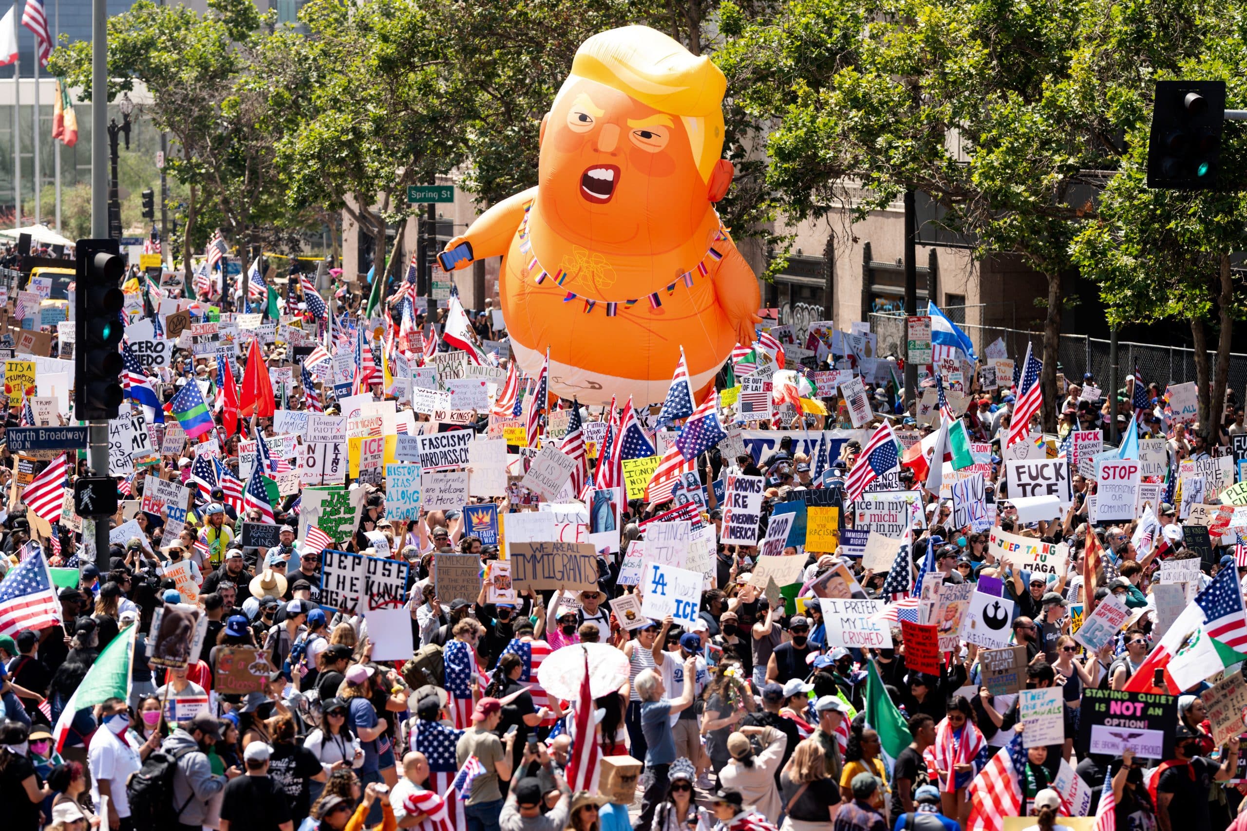 AP No Kings 12 1 scaled - Bucks County Beacon - Photos of Anti-Trump 'No Kings' Demonstrations Across the US
