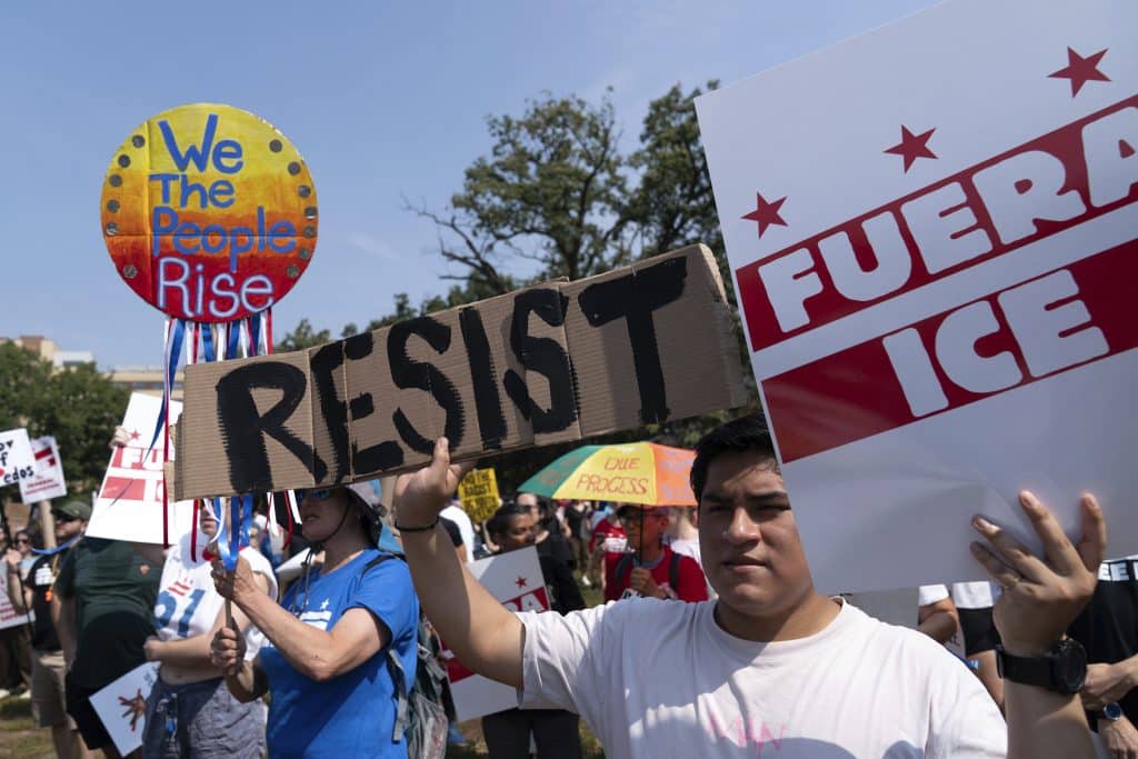 DC Protests Trump1 - Bucks County Beacon - Thousands Protest for a 'Free DC' on the Fourth Week of Trump's Military Occupation of Washington