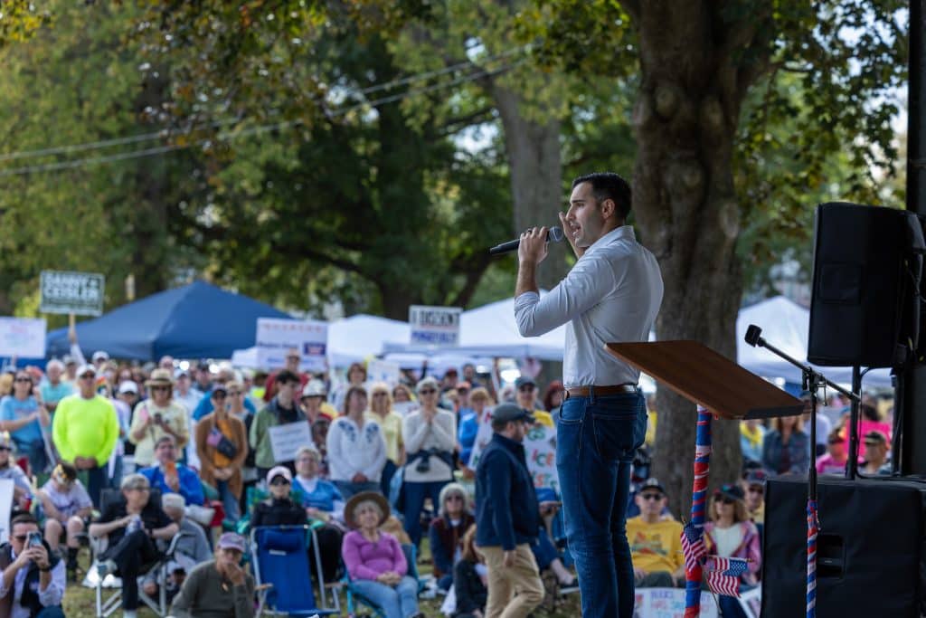 No Kings Morrisville Danny Ceisler - Bucks County Beacon - Photo Essay: Thousands of Democracy Defenders Protest Trump at 'No Kings' Rallies Throughout Bucks County