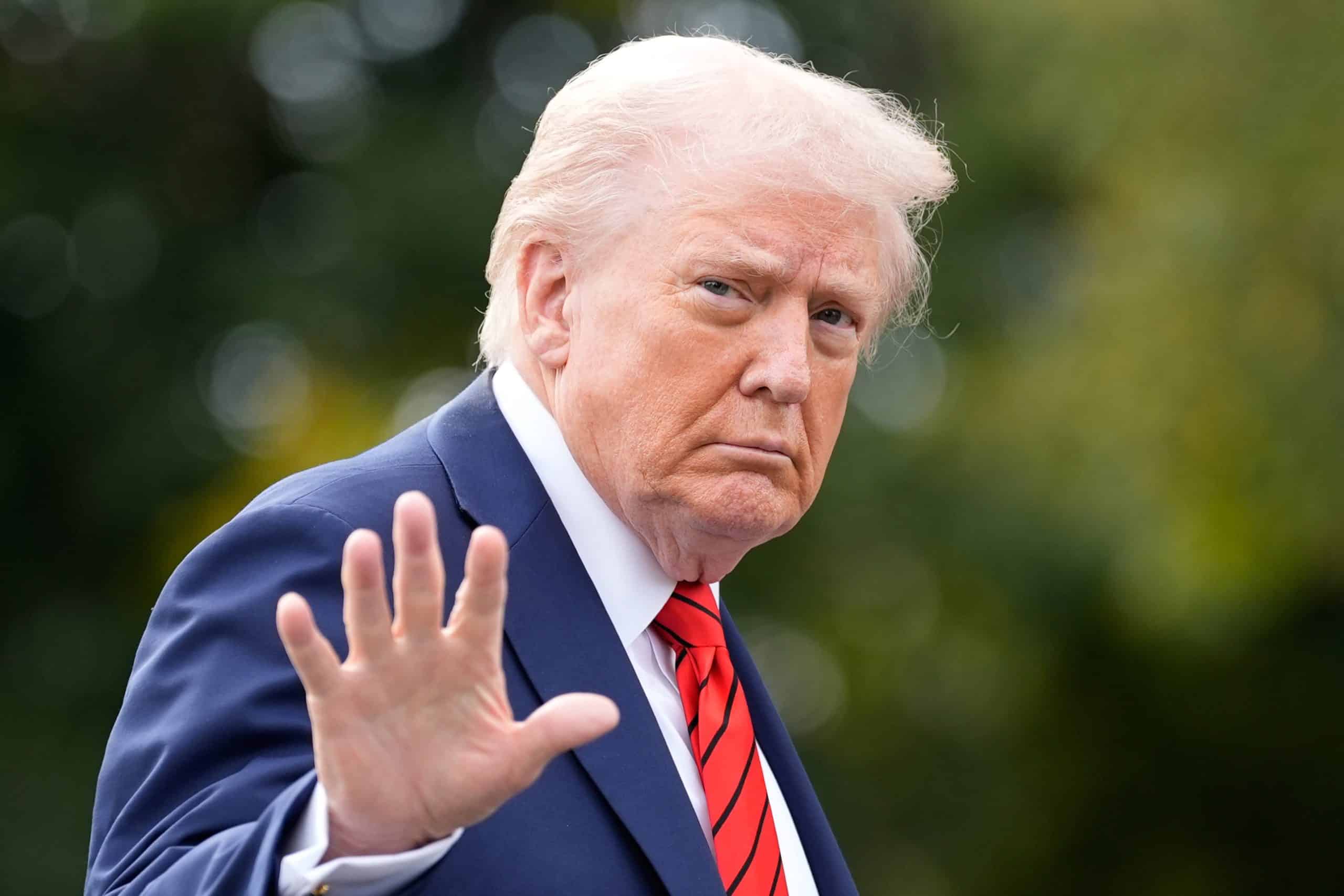 Trump Waves Marine One scaled - Bucks County Beacon - OPINION: Trump Is Destroying America, the Brand