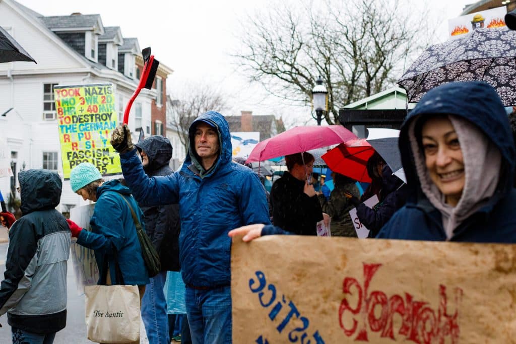 ICE Protest Doylestown Ice Scraper - Bucks County Beacon - Photo Essay: Protest in Doylestown in Opposition to Trump, ICE Murder, and Venezuela Coup