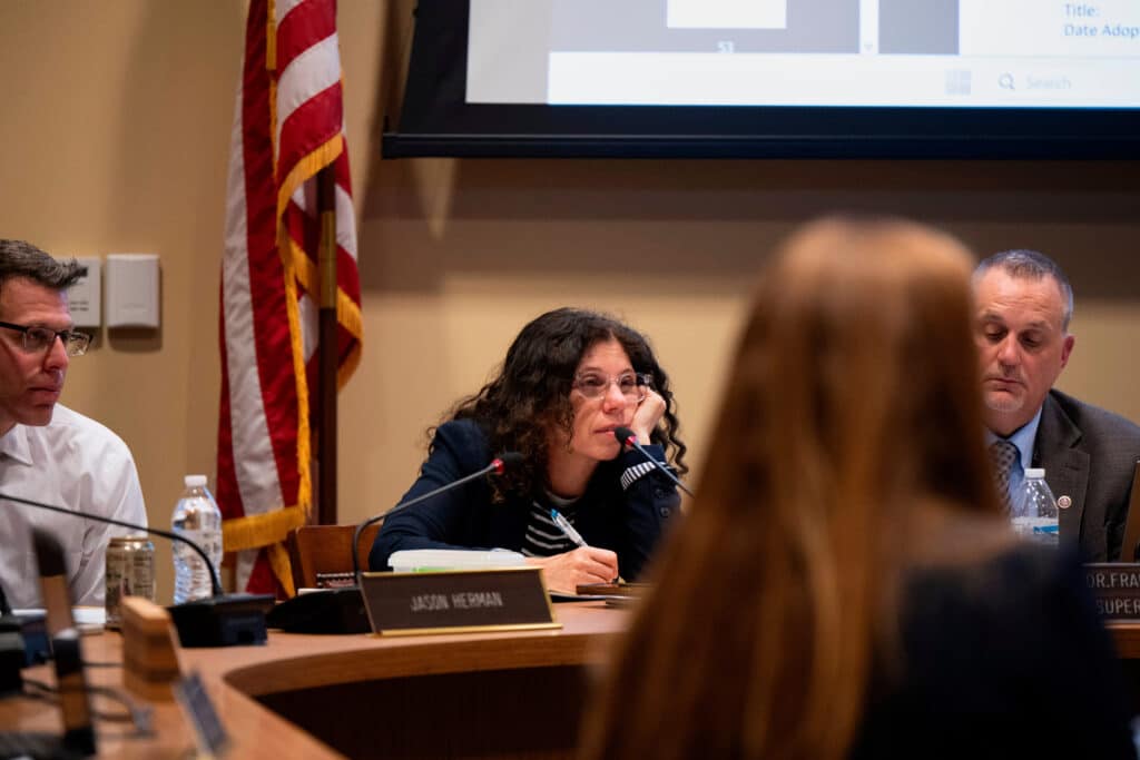 Lower Merion School District EdTech Pushback - Bucks County Beacon - Growing Number of Parents in Places Like Pennsylvania's Lower Merion School District Don't Want Their Kids to Use Tech at School