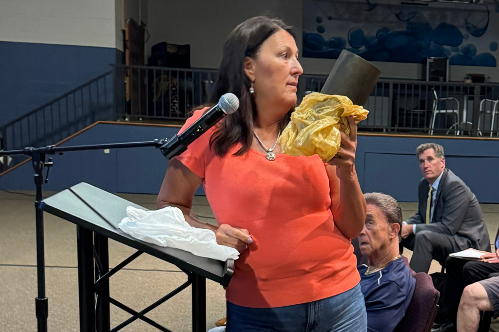 In Bucks County, Neighbors of Pipeline Leak Live in Fear and Regulatory Neglect in Trump Era of ‘Unleashed’ Energy 5 image 5 - Bucks County Beacon - In Bucks County, Neighbors of Pipeline Leak Live in Fear and Regulatory Neglect in Trump Era of ‘Unleashed’ Energy