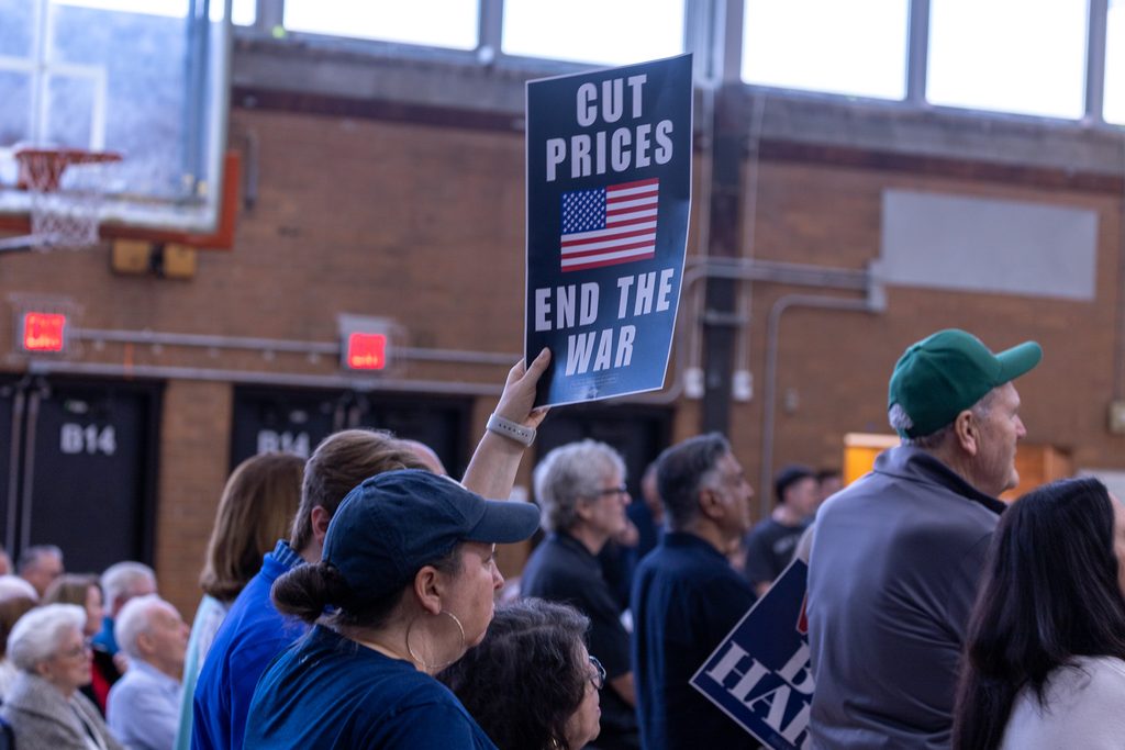Harvie Rally Crowd - Bucks County Beacon - Governor Josh Shapiro, Representatives Madeleine Dean and Hakeem Jeffries Headline Bucks County Rally for Bob Harvie