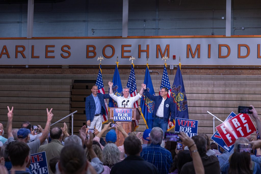 Jeffries Harvie Shapiro - Bucks County Beacon - Governor Josh Shapiro, Representatives Madeleine Dean and Hakeem Jeffries Headline Bucks County Rally for Bob Harvie